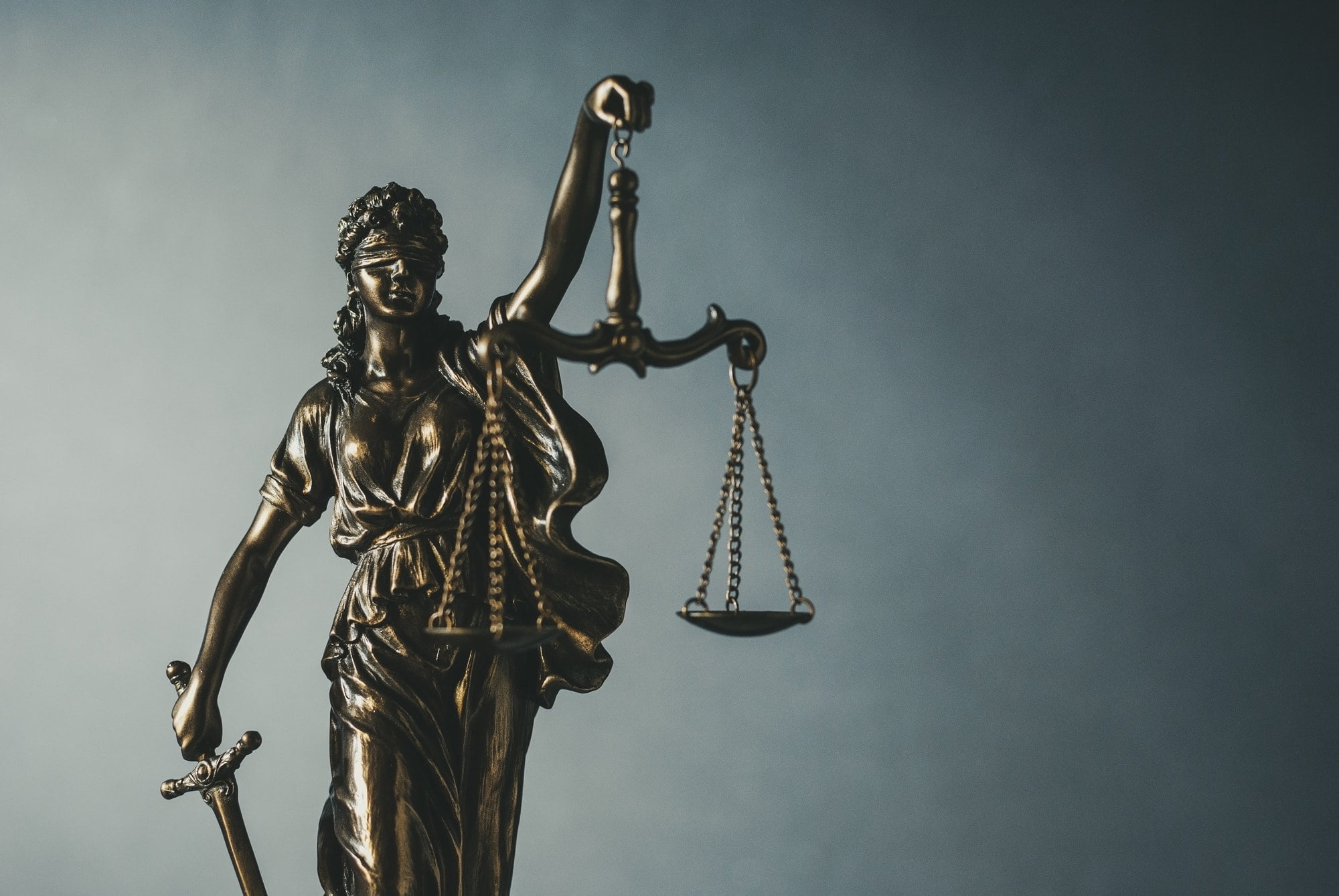 مجسمه برنجی صنعتی