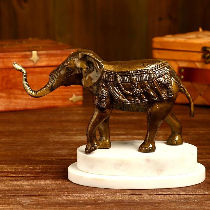 مجسمه های مسی و برنجی