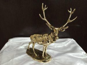 پخش و عرضه مجسمه برنجی گوزن