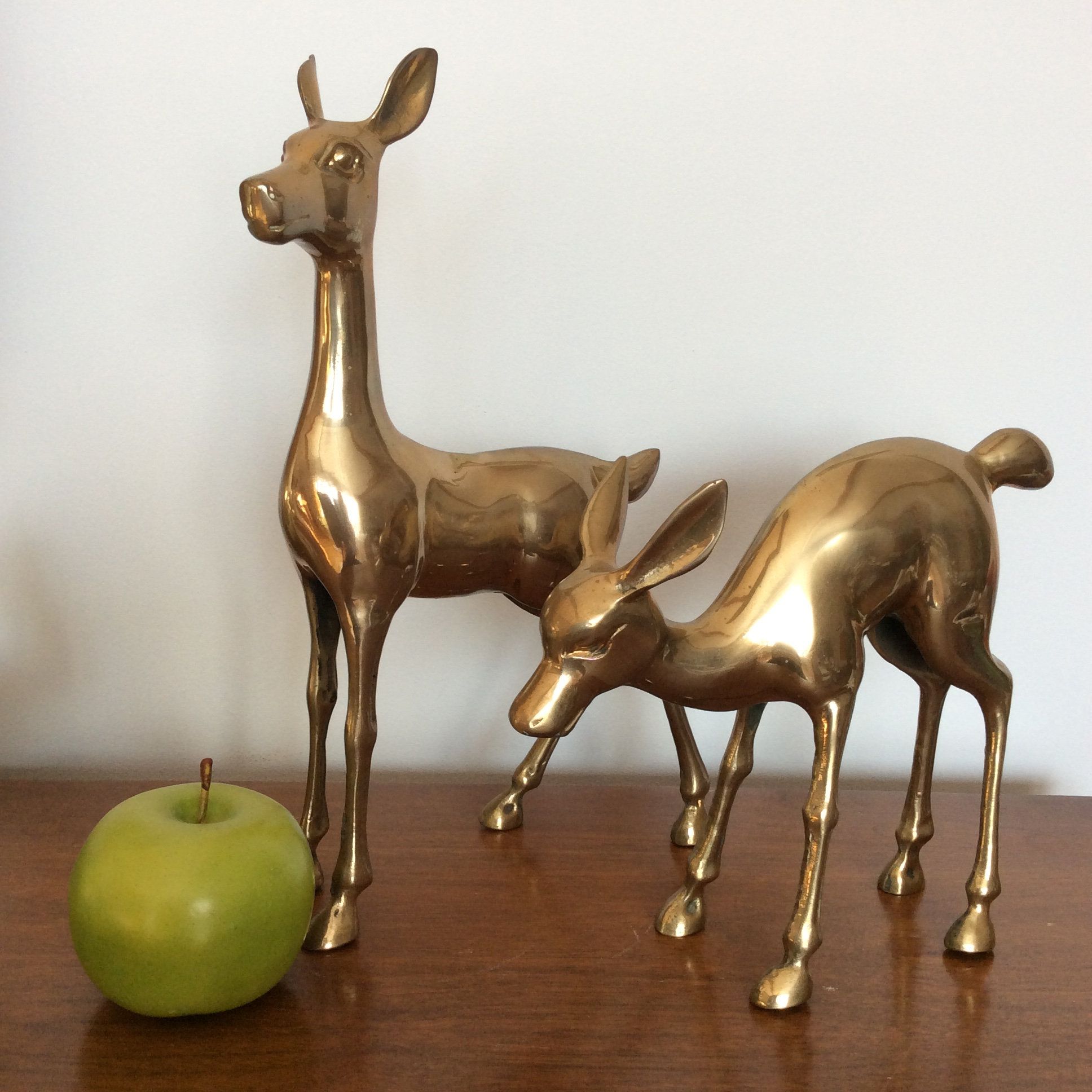 کارخانه مجسمه برنجی گوزن قدیمی